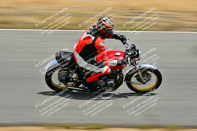 media/May-31-2025-Classic Track Day (Sat) [[da23ab3028]]/Group C/Session 4 (Turns 4 and 6)/